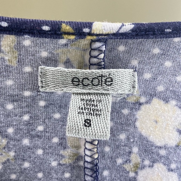 Polka Dot Floral Low Back Skater Dress - Picture 6 of 6